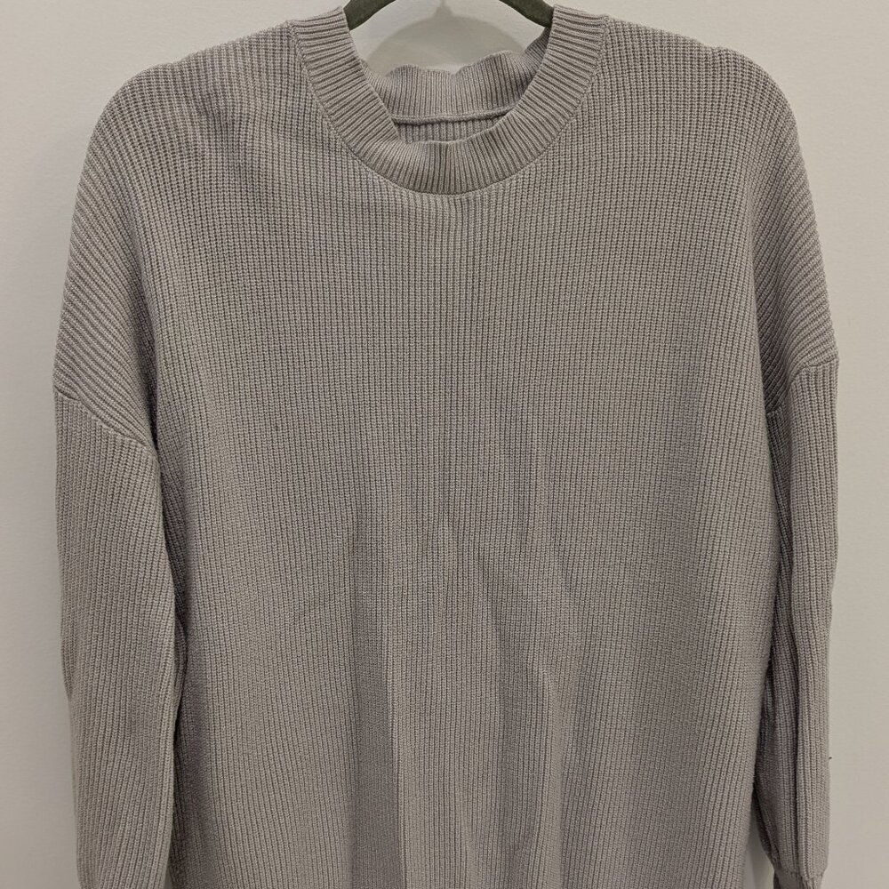 Unbranded Comfy Knit Light Gray Sweater